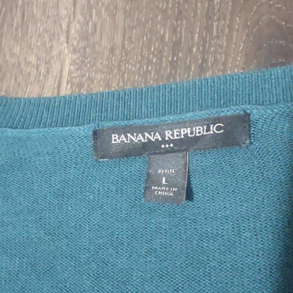 Banana Republic Teal Cardigan - Picture 2 of 3